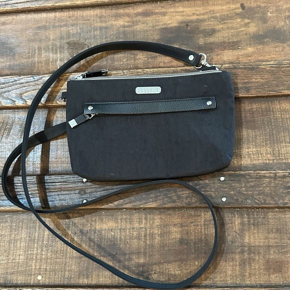BAGGALLINI All Around BLACK Nylon Mini Crossbody Shoulder Bag Purse